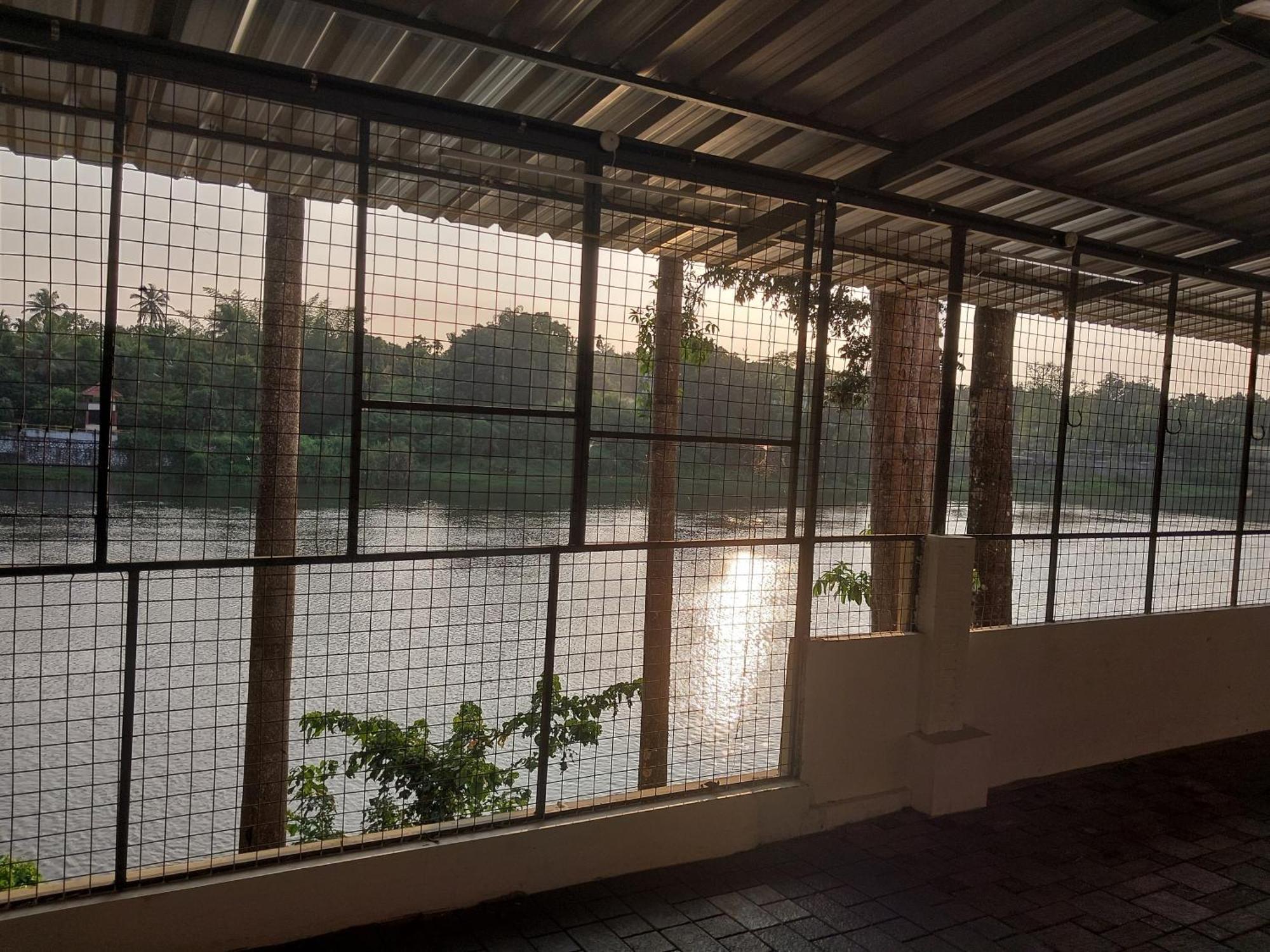Stayberries River Rock Villa Athirapilly Kizhake Chālakudi Εξωτερικό φωτογραφία