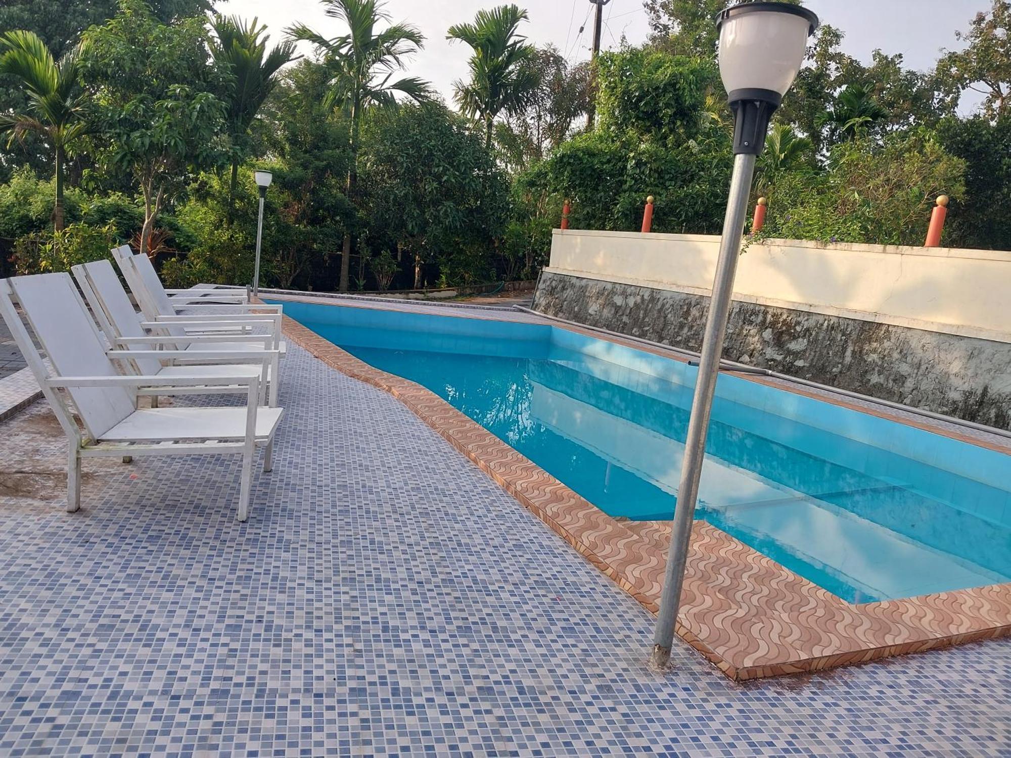 Stayberries River Rock Villa Athirapilly Kizhake Chālakudi Εξωτερικό φωτογραφία